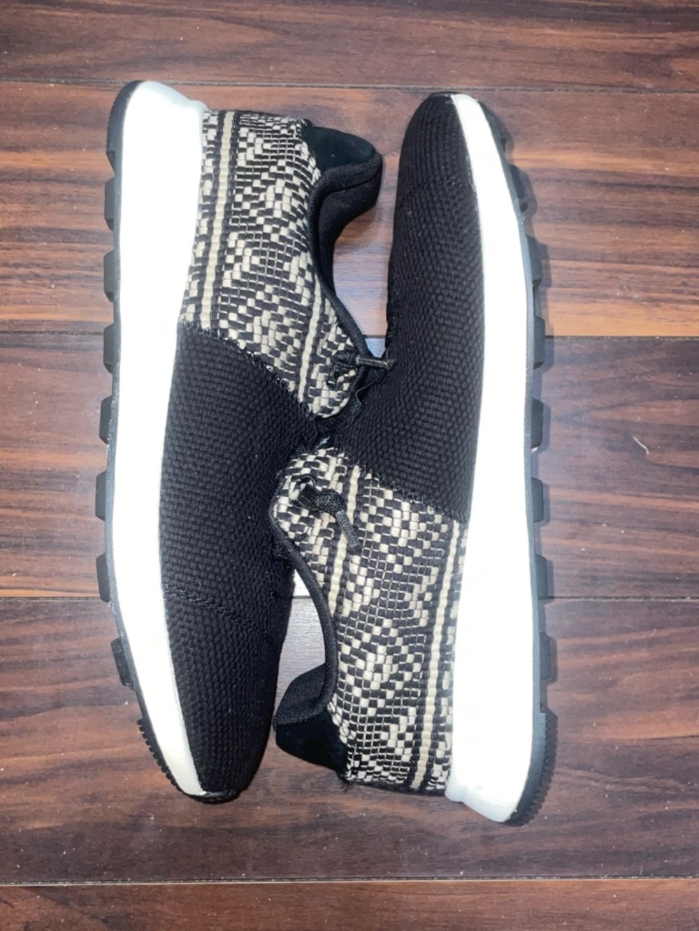 TOMS TRVL LITE Cabrillo Comfort Sneaker - Size 8 --Pattern